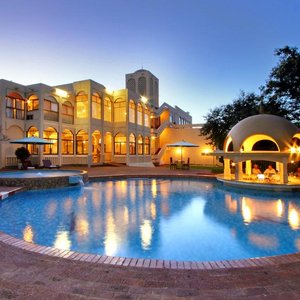 Outside View & Pool Area