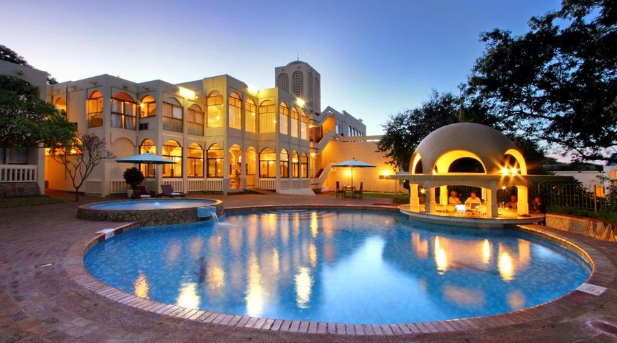 Outside View & Pool Area