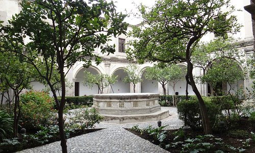 Museo Nacional del Virreinato. Claustro
