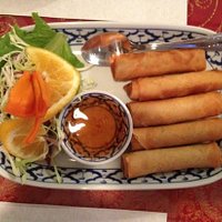 spring rolls...nice presentation