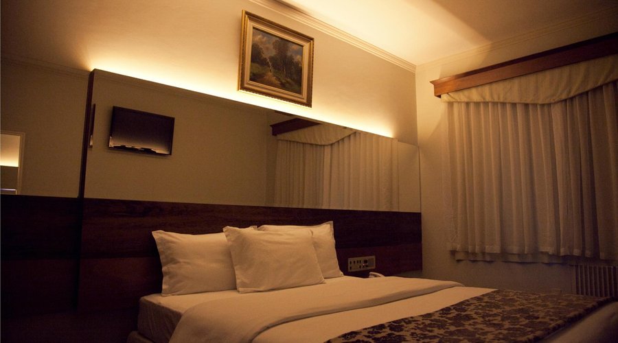 Quarto Casal