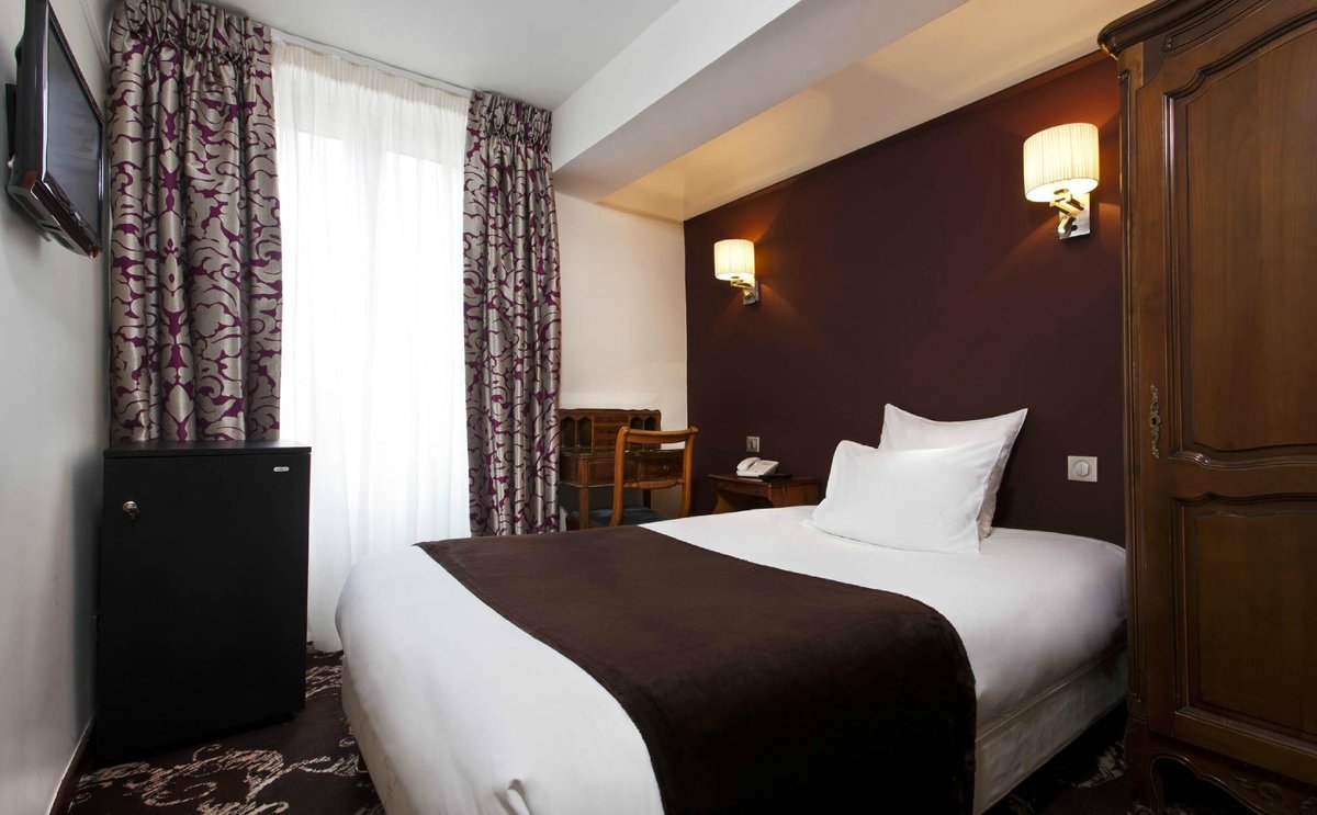 CRYSTAL HOTEL $130 ($̶1̶5̶7̶) - Updated 2022 Prices & Reviews - Paris ...