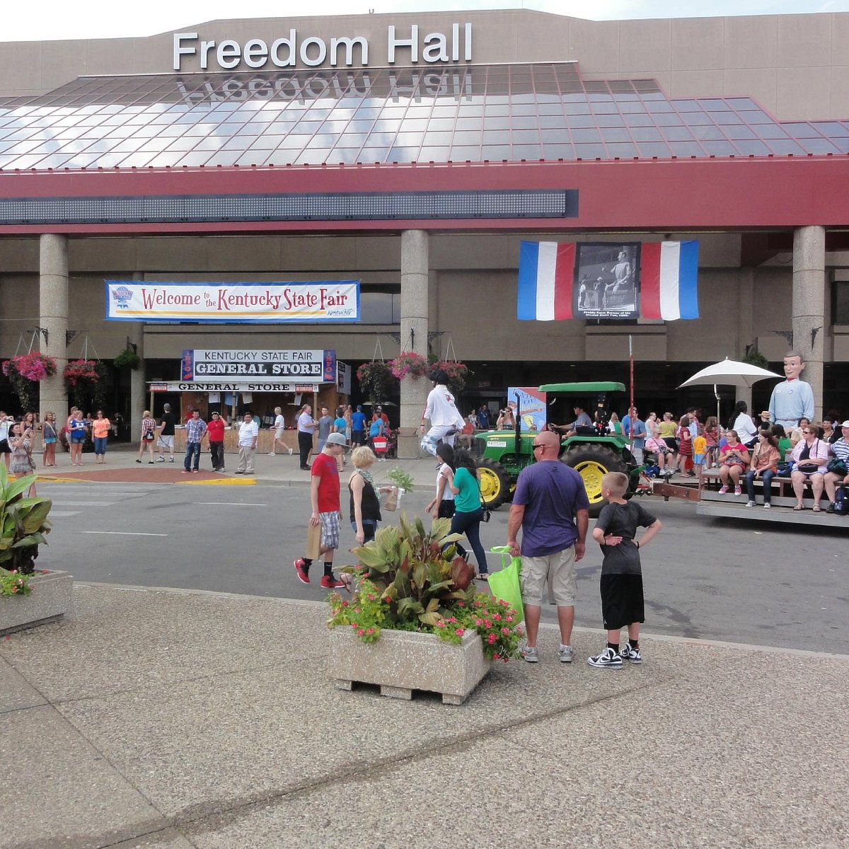 FREEDOM HALL (Louisville) All You Need to Know BEFORE You Go