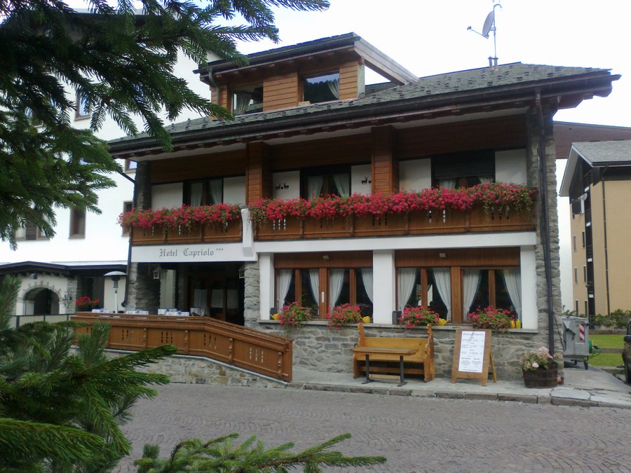 HOTEL CHALET CAPRIOLO - Updated 2021 Prices, Reviews, and Photos