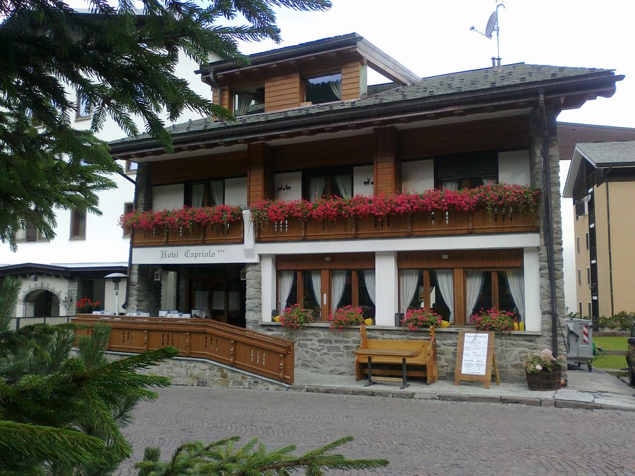 HOTEL CHALET CAPRIOLO - Updated 2021 Prices, Reviews, and Photos