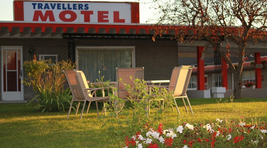 Travellers Motel