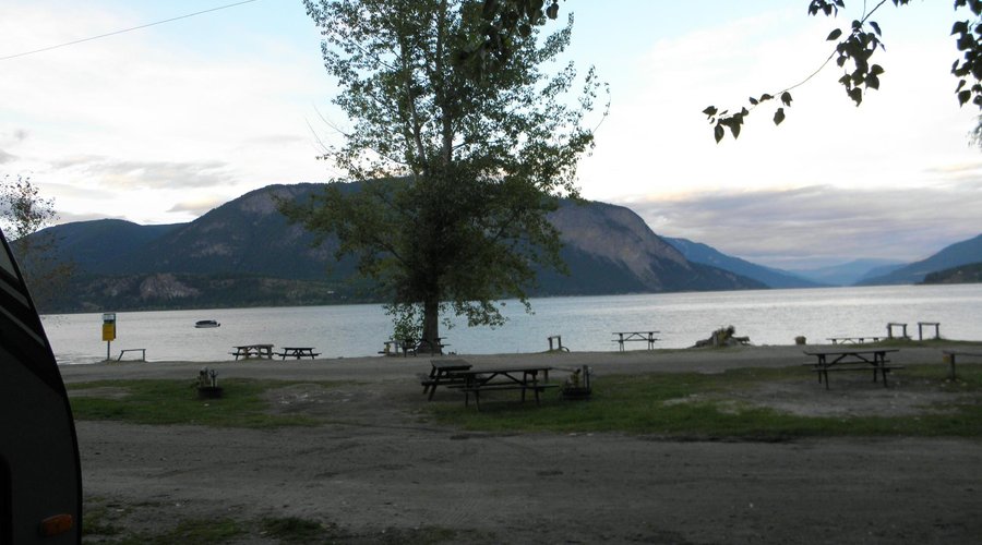 Scenic setting on the Shuswap
