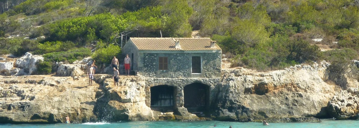 la casetta di pescatori della spiaggia più grande
