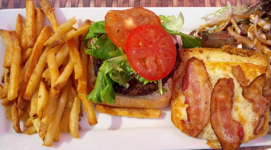 Angus burger. Yum.

