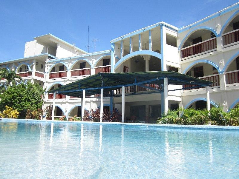 LA CAYENNE HOTEL RESTAURANT - Reviews (Haiti/Les Cayes)