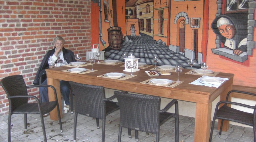 genieten op het terras
