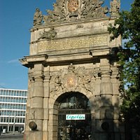 The Harbour Gate - western entrance