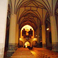 INTERNO CHIESA DEI DOMENICANI -BZ