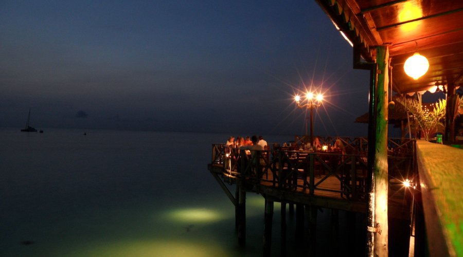 Guests enjoying  dinner at Langi Langi