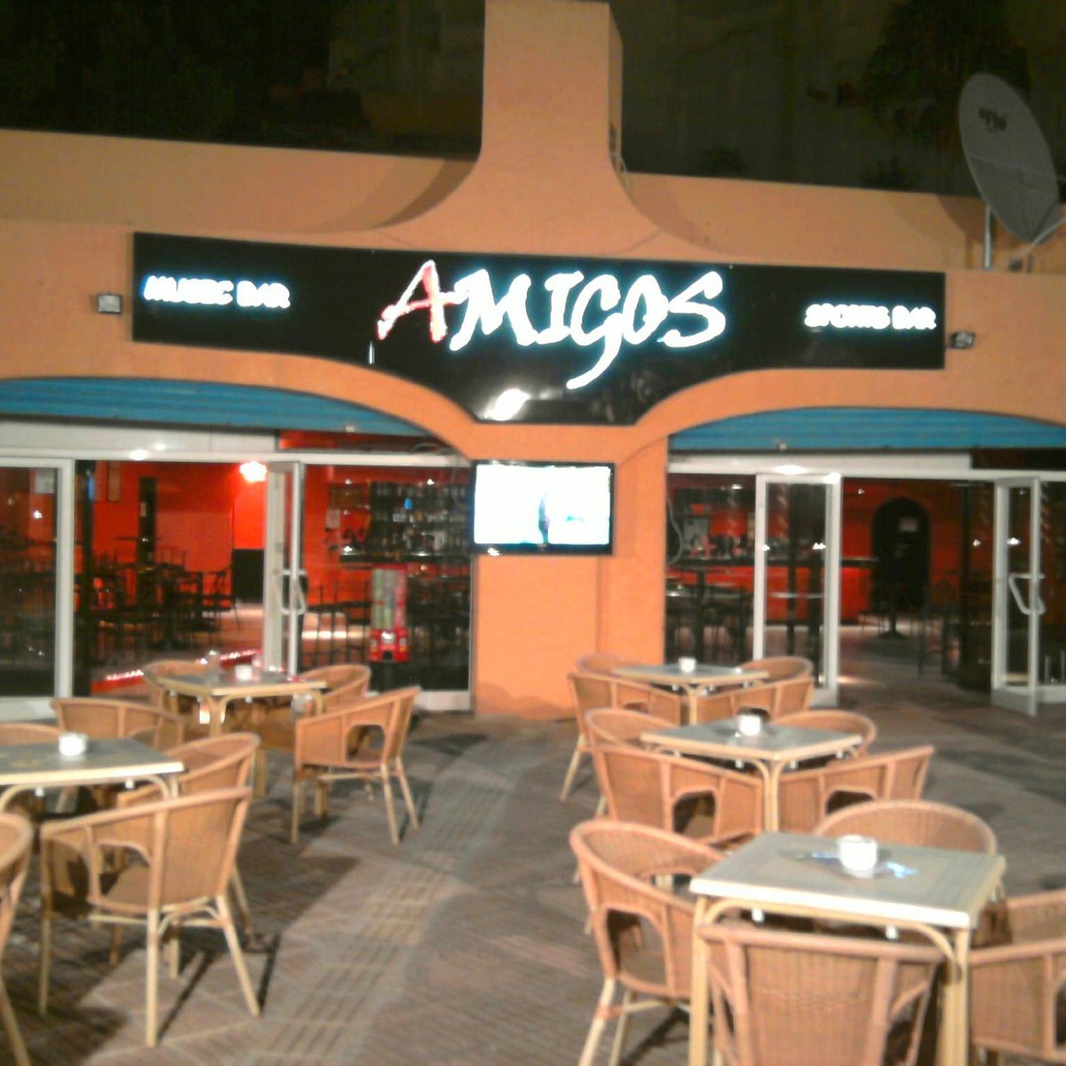 Amigos Bar, Санта-Понза: лучшие советы перед посещением - Tripadvisor