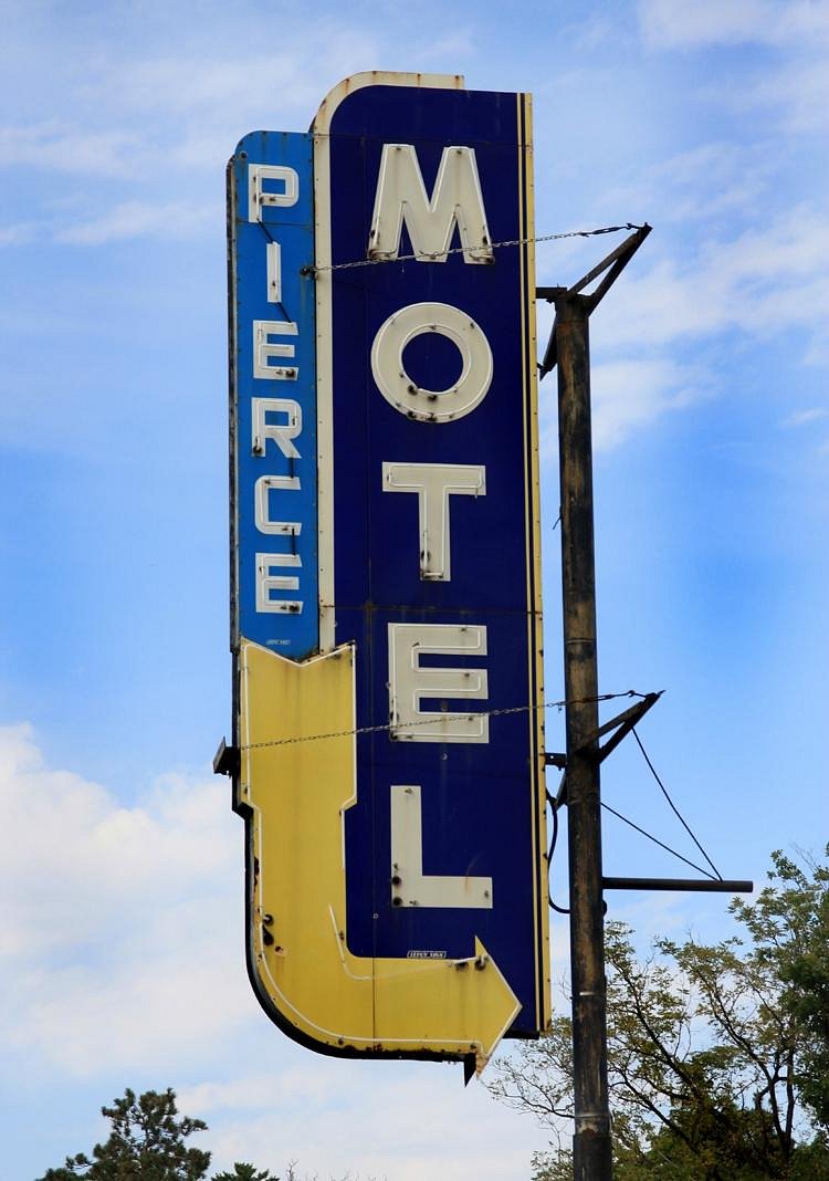 PIERCE MOTEL - Inn Reviews (Anoka, MN) - Tripadvisor