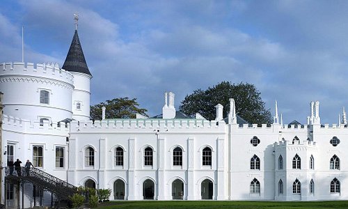 The extraordinary south front of Strawberry Hill