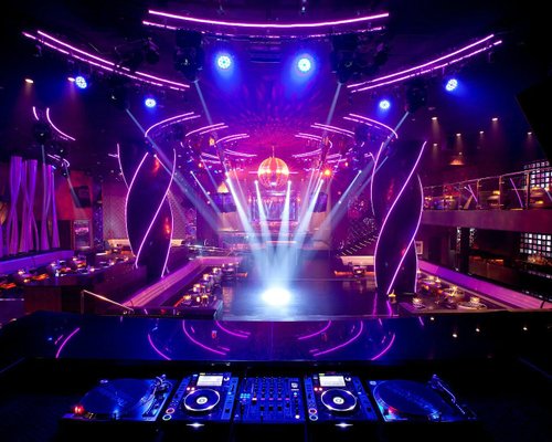 11 Best Clubs in DC  Nightclubs for Dancing All Night