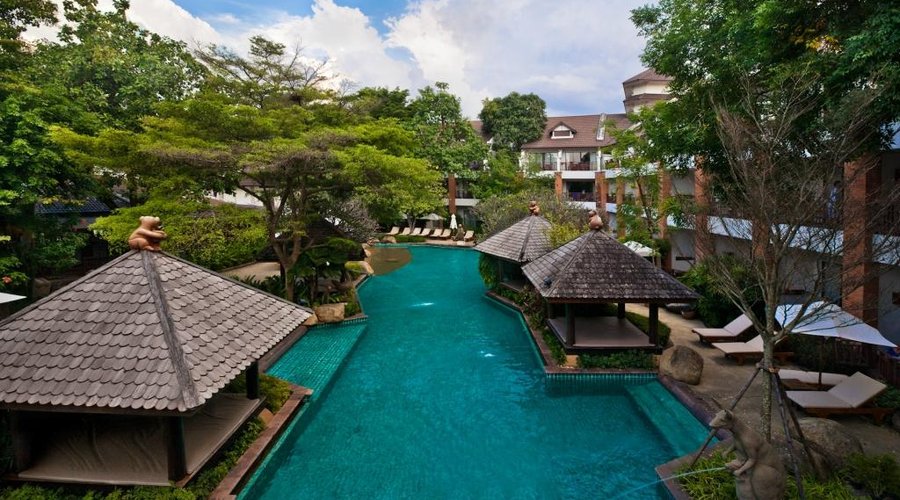 Woodlands Resort Pattaya - Swimming Pool