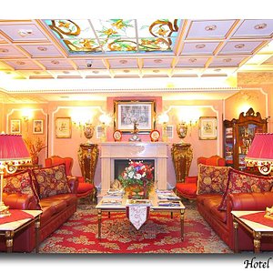Hotel Vittoria in Milan, image may contain: Indoors, Dining Room, Dining Table, Restaurant
