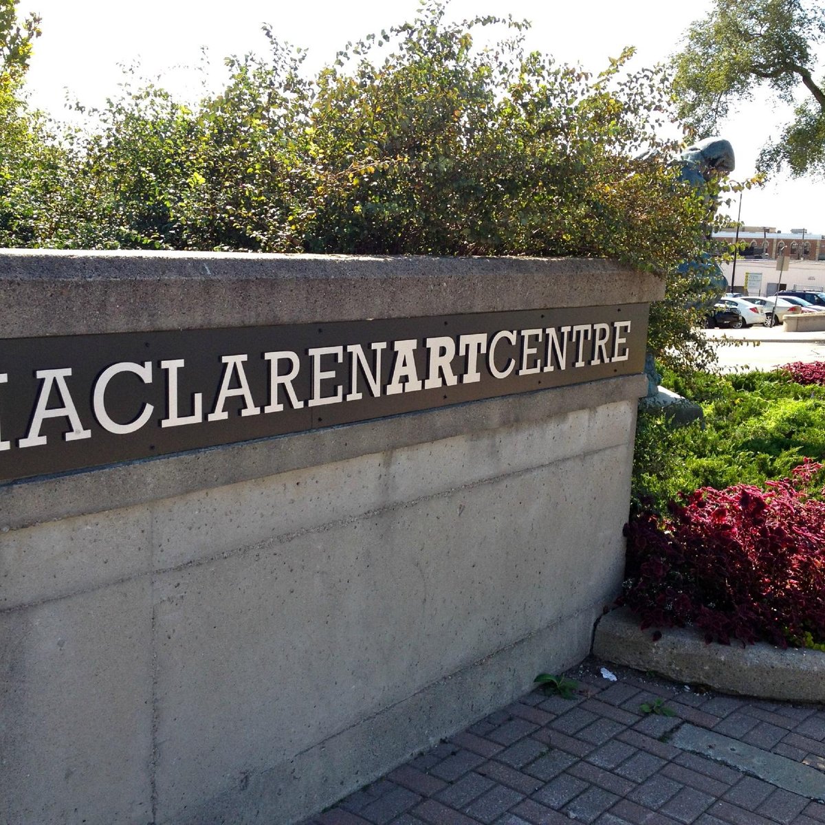 Maclaren Art Centre Address
