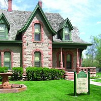 Avery House