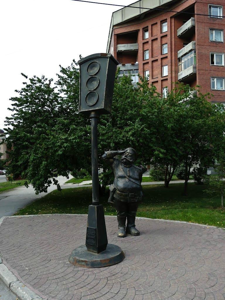 Traffic Lights Monument (Novosibirsk) - All You Need to Know BEFORE You Go