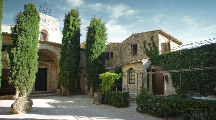 La cour de la Chapelle