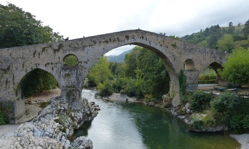 Puente Romano de Cangas de Onis
