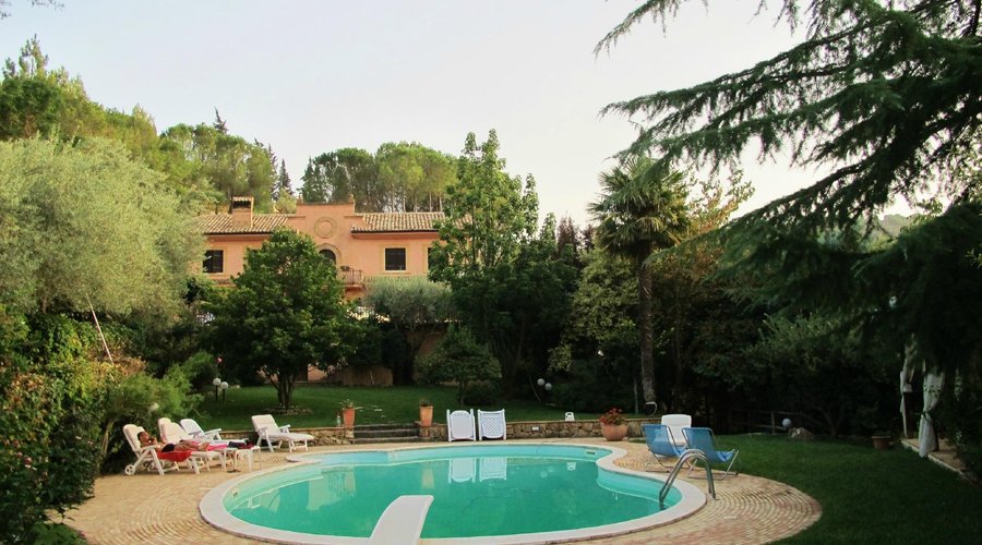 Vista dal giardino