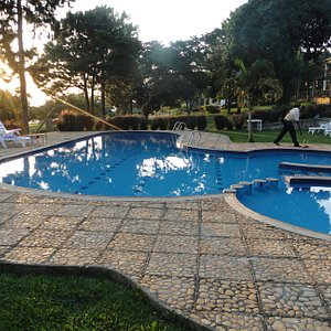 The swimming pool
