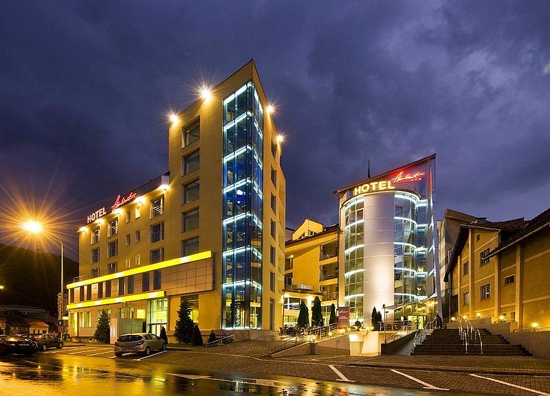 Ambient Hotel &amp; Restaurant, hotel em Brasov