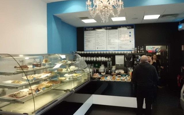 Crystal cafe