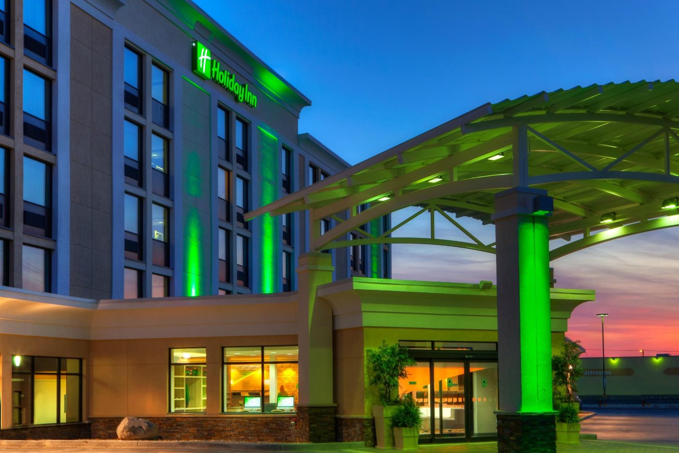 HOLIDAY INN EXPRESS WINNIPEG AIRPORT POLO PARK, AN IHG HOTEL 126