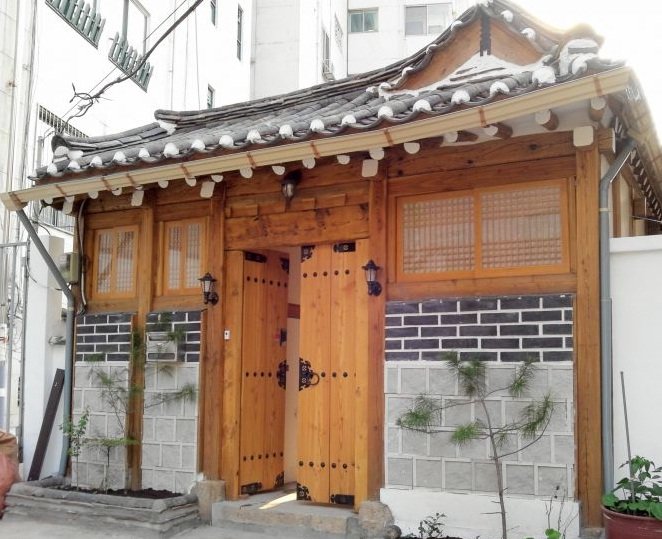 종로구 익선동 자동문 잠금장치 설치 / 게스트하우스 공동현관 출입통제