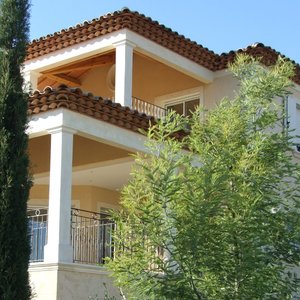 getlstd_property_photo