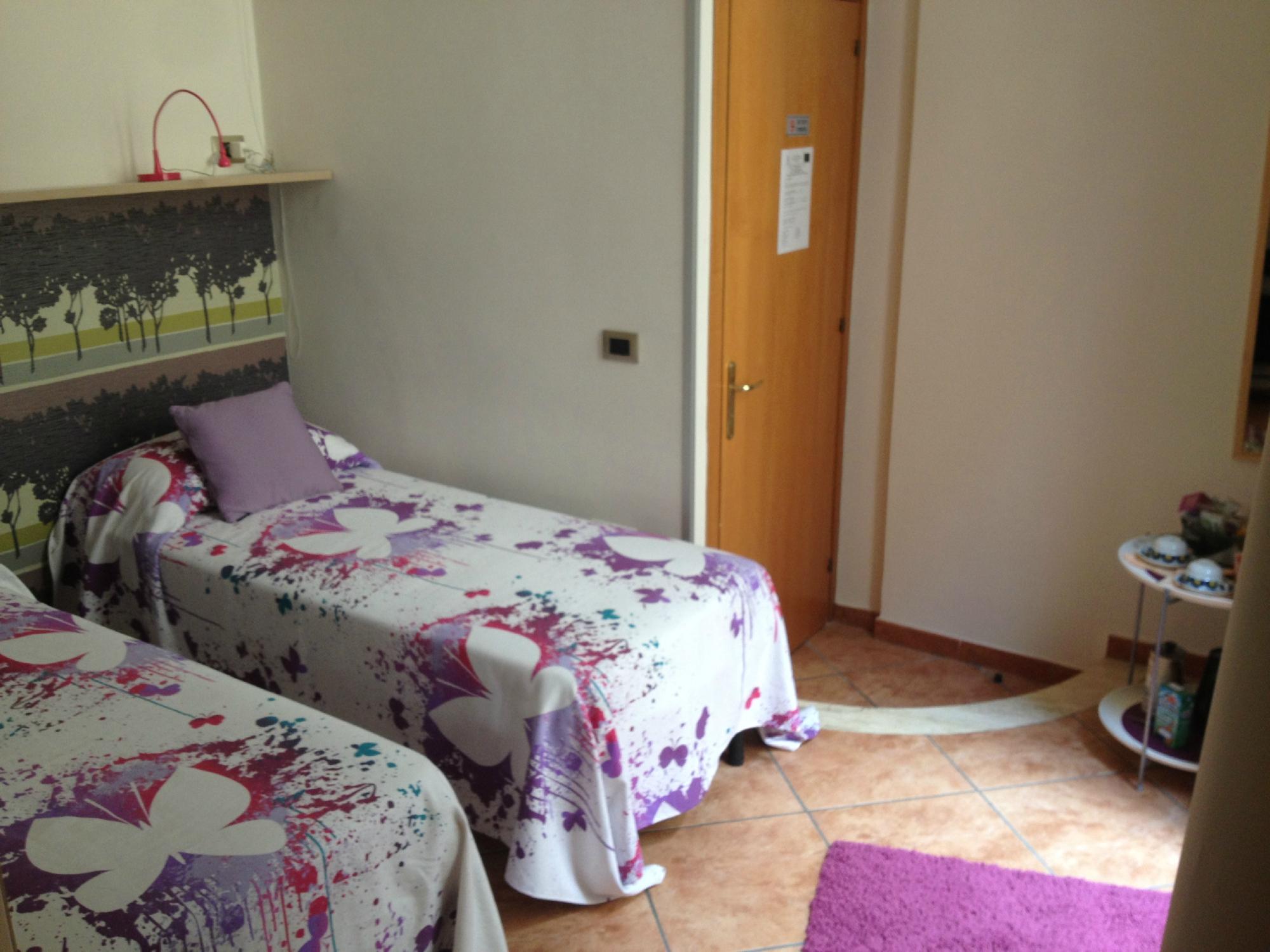 BED AND BREAKFAST NAPOLI PLEBISCITO - Prices & B&B Reviews (Naples, Italy)