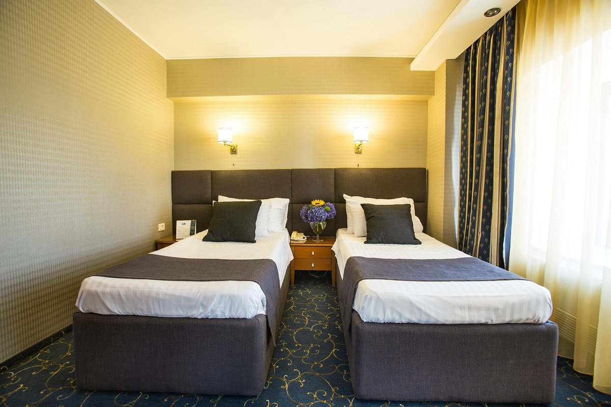 Crystal Palace Hotel Rooms: Pictures & Reviews - Tripadvisor