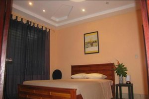 Room & Suite