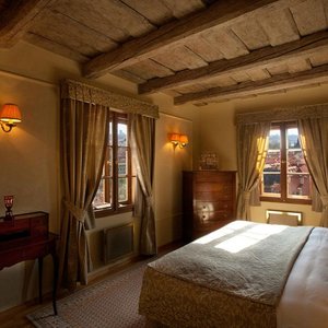 Golden Well Hotel in Prague, image may contain: Home Decor, Bed, Bedroom, Interior Design