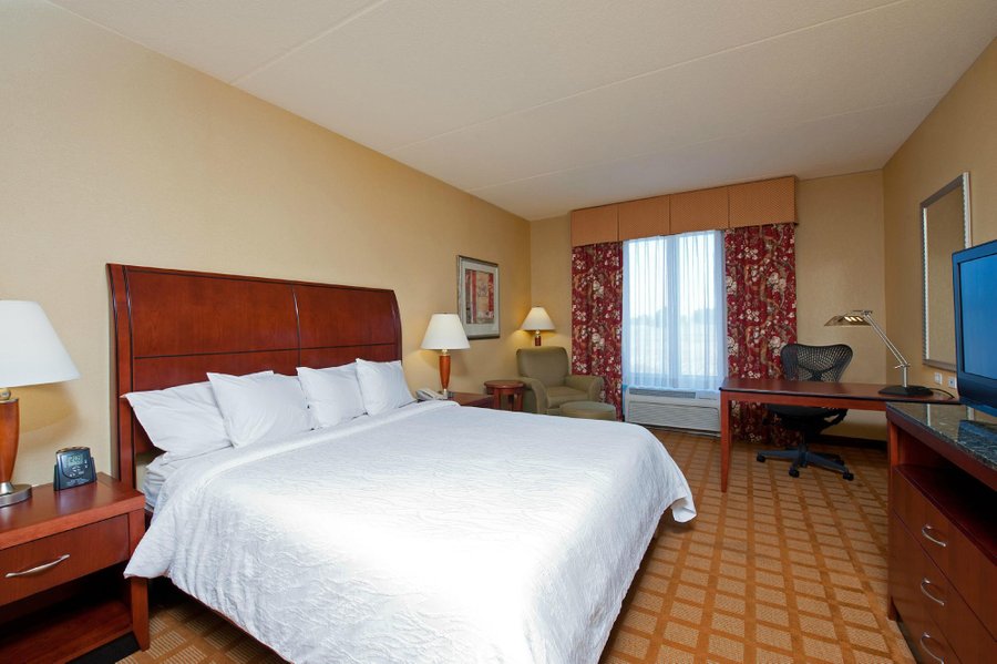 HILTON GARDEN INN INDIANAPOLIS AIRPORT $101 ($̶1̶1̶8̶) - Updated 2021 ...