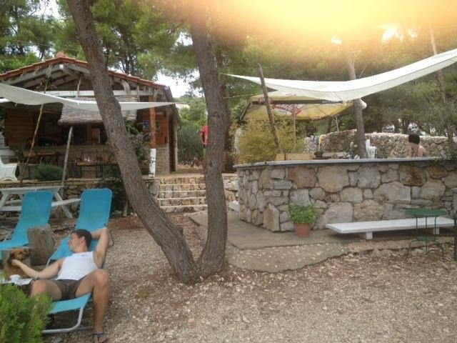 FALKO BEACH BAR & FOOD (Hvar): All You Need to Know