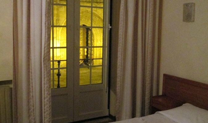 Quarto virado para a Sé
