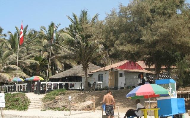 Ansicht vom Strand aus Kotu kommend
