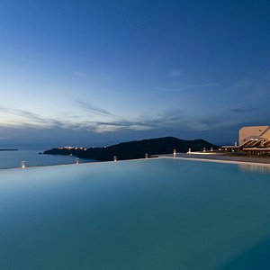 Anastasis Apartments &amp; Spa, hotel in Santorini