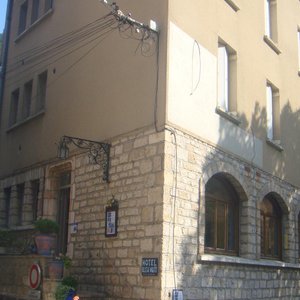 hotel
