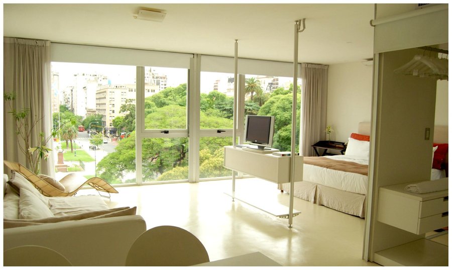 Plaza Suite