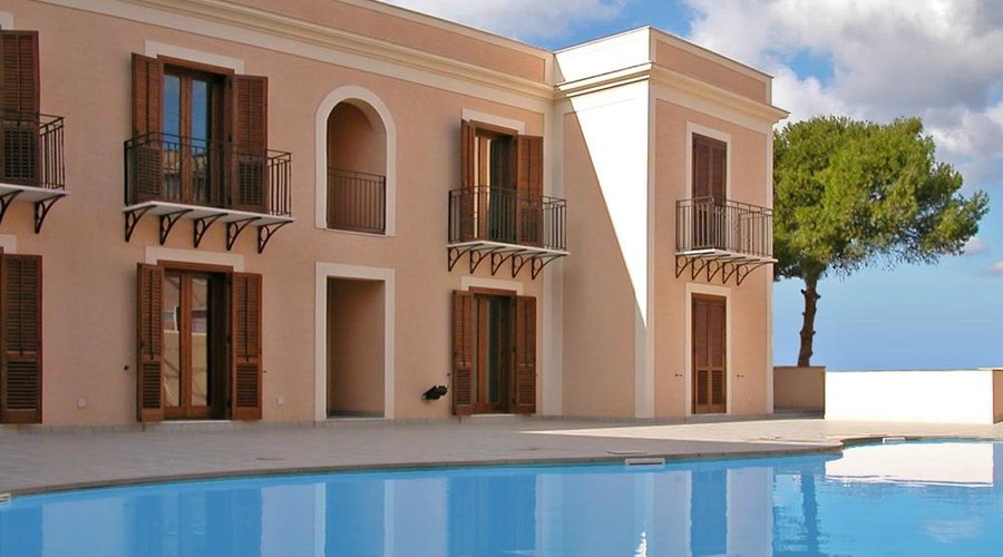 Albergo