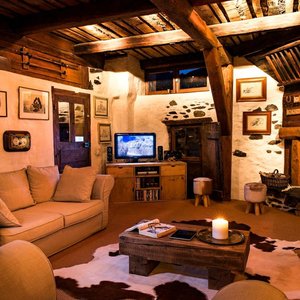 Chez Bear Ski Lodge