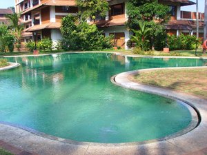 The Raviz Kadavu in Kozhikode, image may contain: Hotel, Resort, Villa, Pool